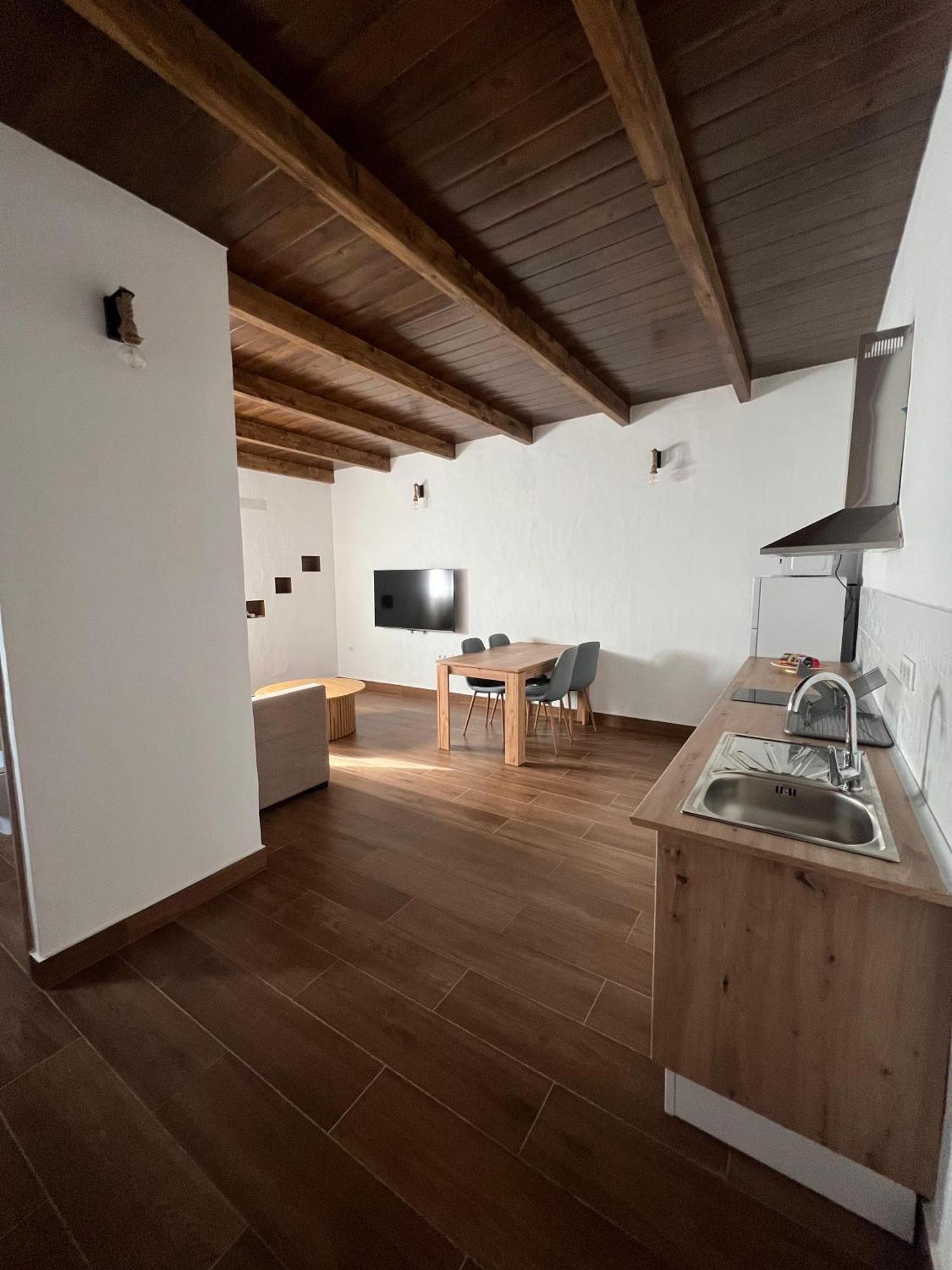Apartamentos Violante Туйнехе Экстерьер фото