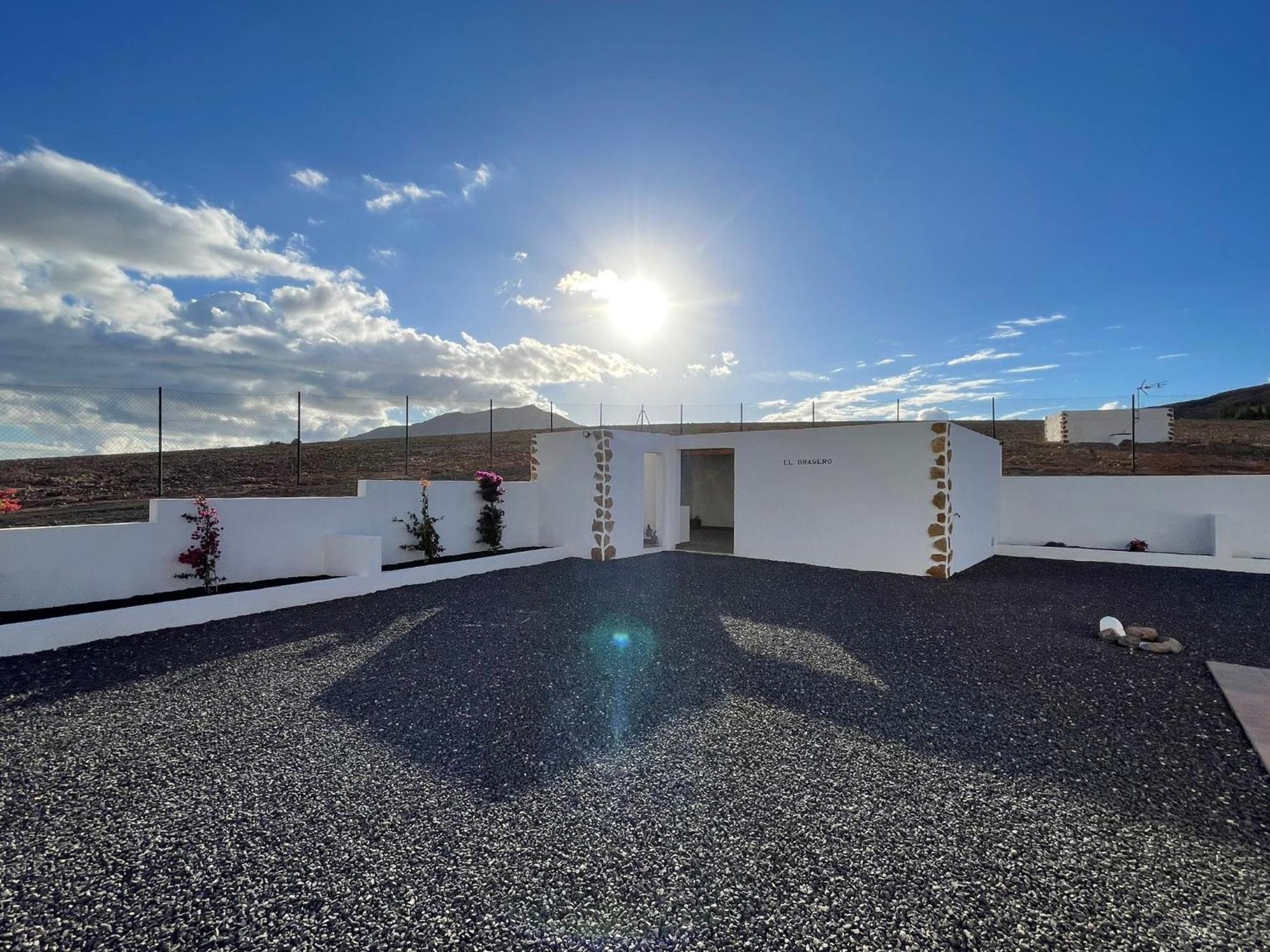 Apartamentos Violante Туйнехе Экстерьер фото